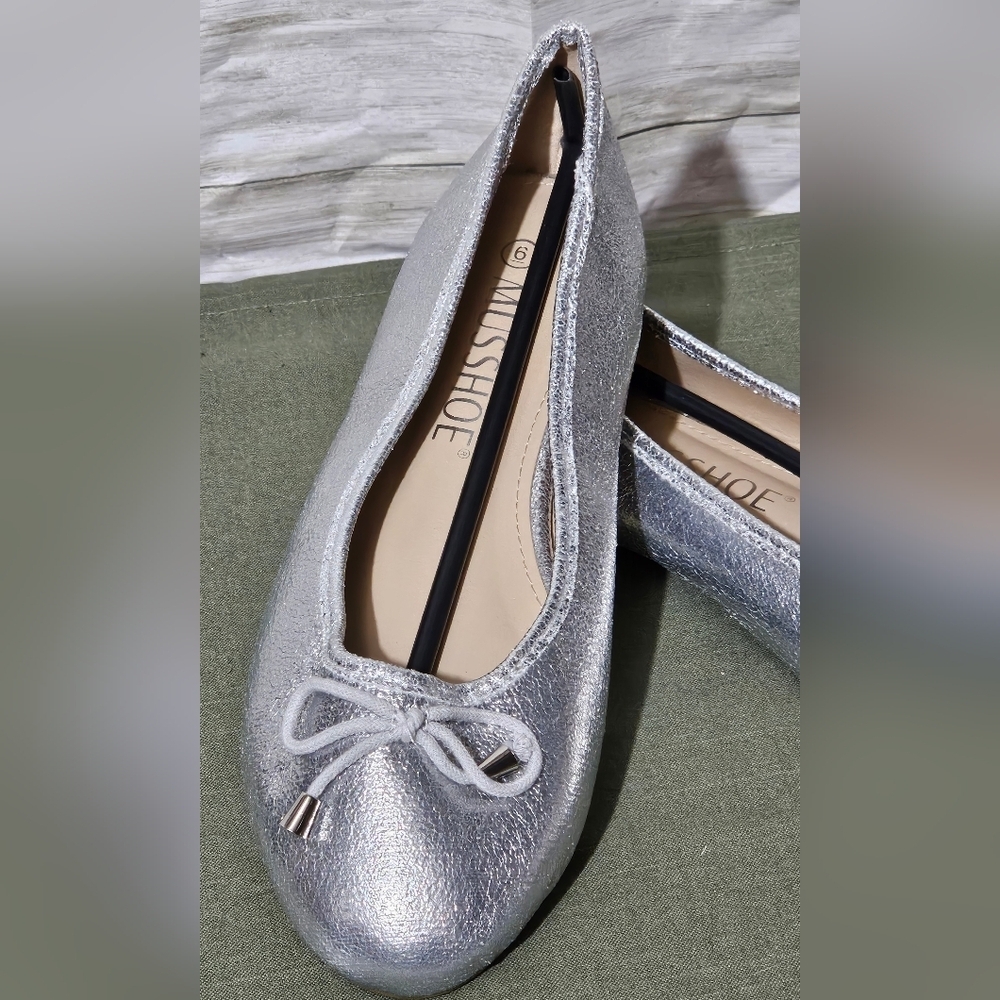 Shimmering Silver Flats with Bow Accent - Picture 3 of 11